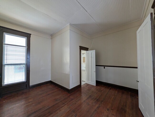 Foto del edificio - 1428 Rufer Ave
