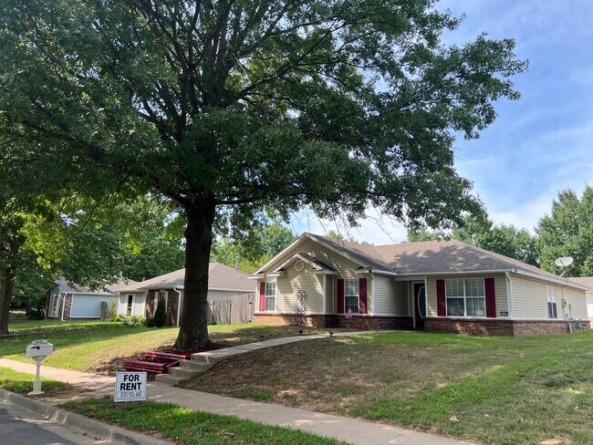 Foto del edificio - 5722 W Legacy St