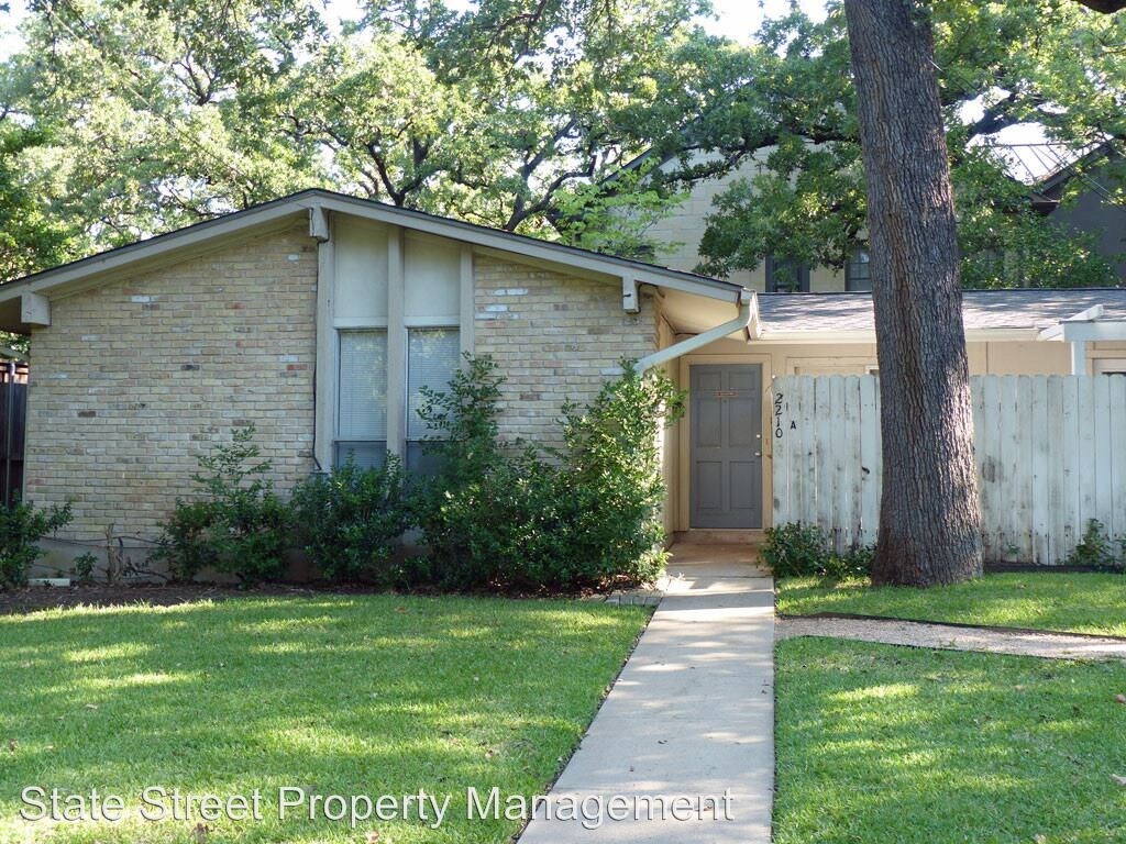 Primary Photo - 2210 Quarry Rd