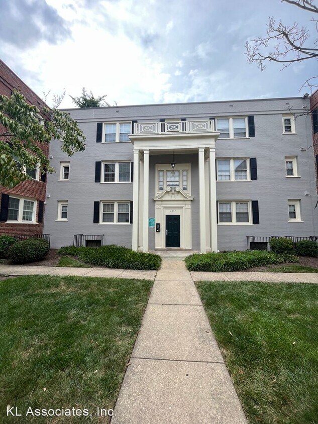 Primary Photo - 2 br, 1 bath House - 2055 38th Street, SE ...