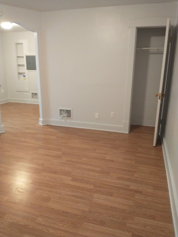 Building Photo - 166 Crowley Ave