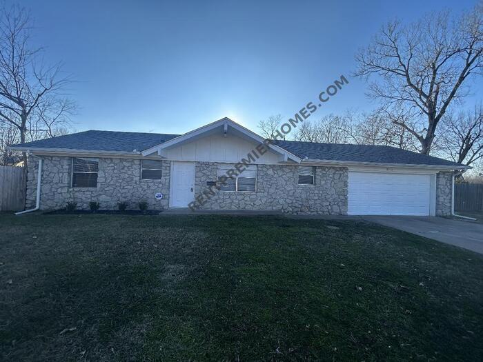 Primary Photo - 9310 East 49th St. Tulsa OK 74145