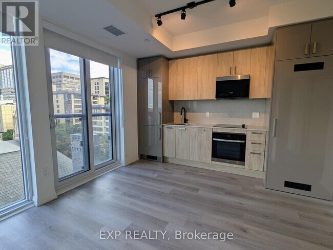 Photo du bâtiment - 280-280 Dundas St W