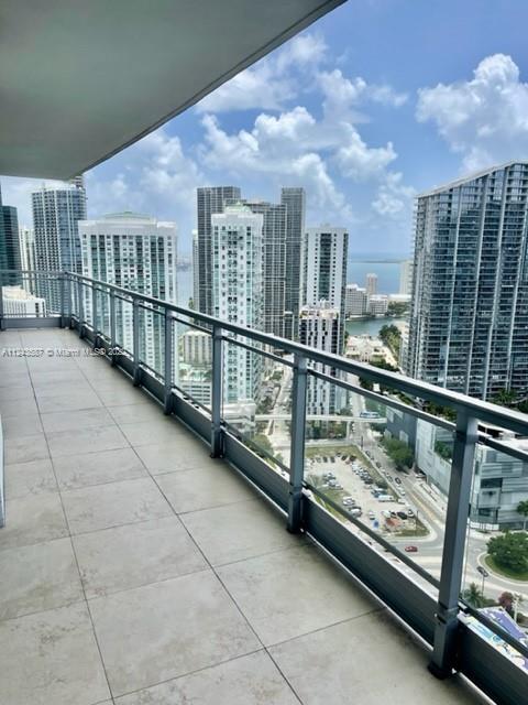 Foto principal - 92 SW 3rd St