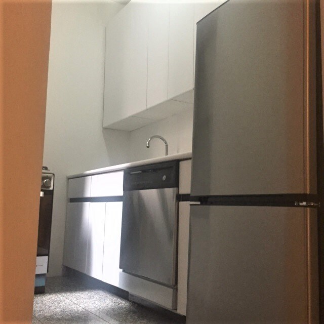 Foto del edificio - 234 E 50th St