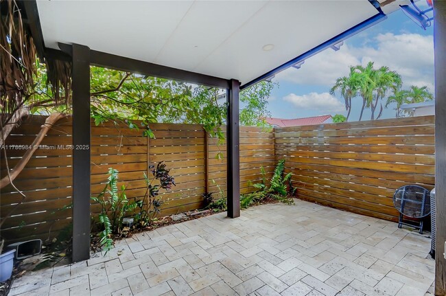 Foto del edificio - 12909 SW 61st Terrace