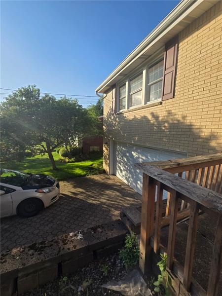 Building Photo - 104 Briar Crest Dr