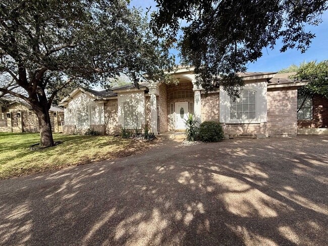 Foto del edificio - 12613 River Bend Cir