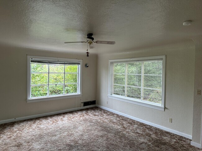 Foto del edificio - 1220 Chester Ave