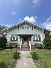 Building Photo - 6205 Hampton Blvd