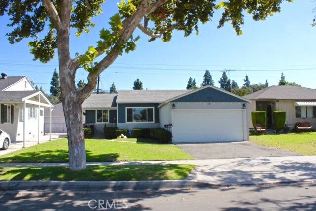 Foto del edificio - 3370 N Studebaker Rd