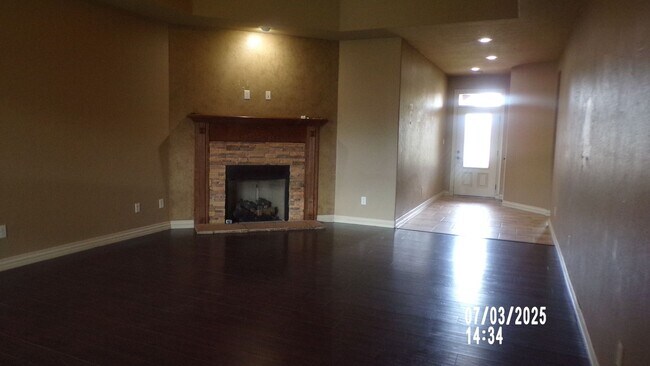 Foto del edificio - Fantastic home located in Eastlake Addition