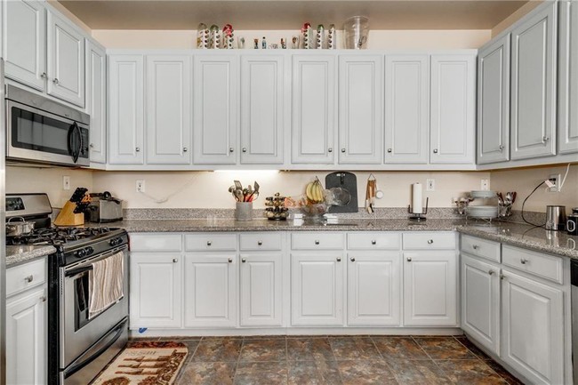 Building Photo - 314 Swan Ridge Pl