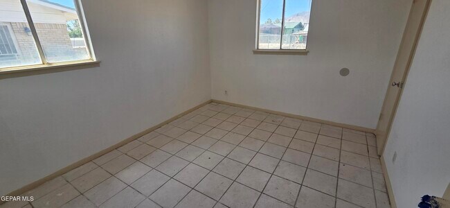 Foto del edificio - 10377 Redwood St