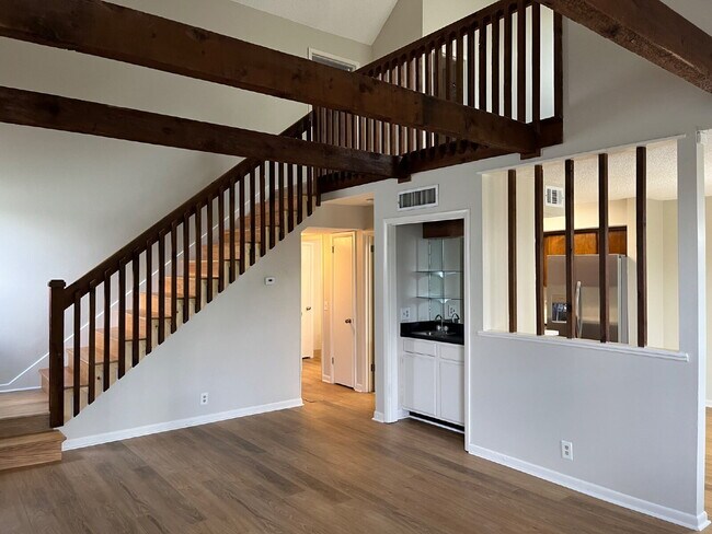 Foto del edificio - 1404 Bell Trace Dr