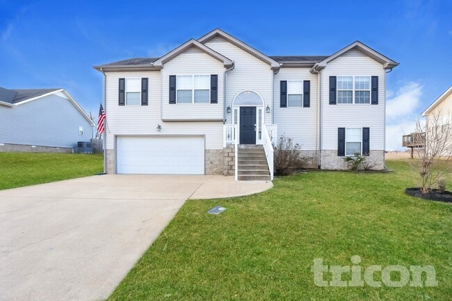 Building Photo - 1612 Broad Cir