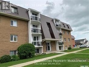 Building Photo - 51 Centennial St