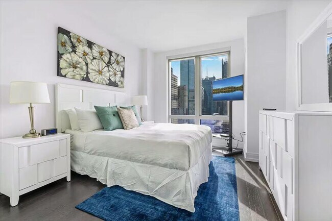 Foto del edificio - 555 10th Ave