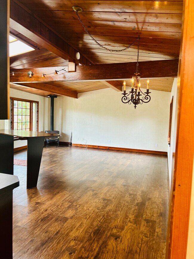Building Photo - 13714 Nogales Dr