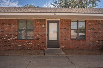 Building Photo - 4200 S Austin St