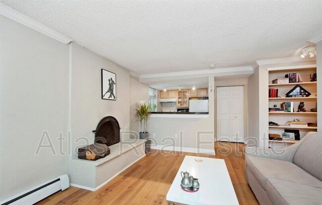 Foto del edificio - 1125 N Washington St