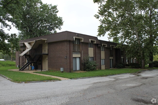 Building Photo - Emerald Crossing West