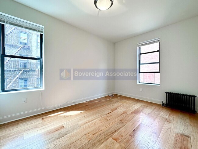 Foto del edificio - 615 Fort Washington Ave