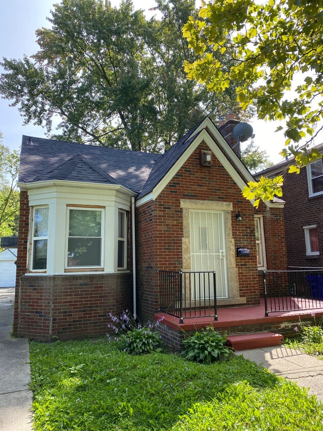 10772 Wayburn St, Detroit, MI 48224 House Rental in Detroit, MI
