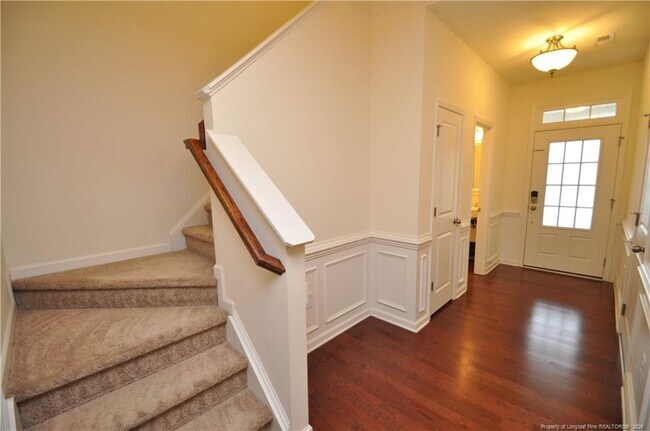 Foto del edificio - 643 Briarcliff St