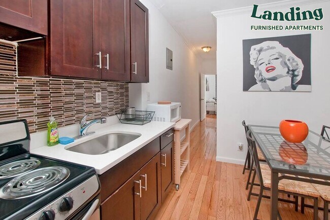 Foto del edificio - 320 E 109th St