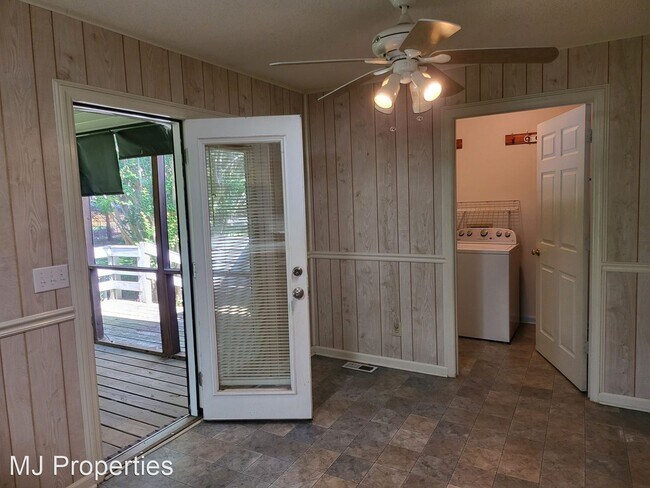 Building Photo - 3 br, 2 bath House - 114 Stetson Dr