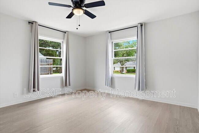 Foto del edificio - 209 Westfork Dr