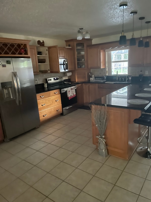 Building Photo - 8029 S Meadowview Cir