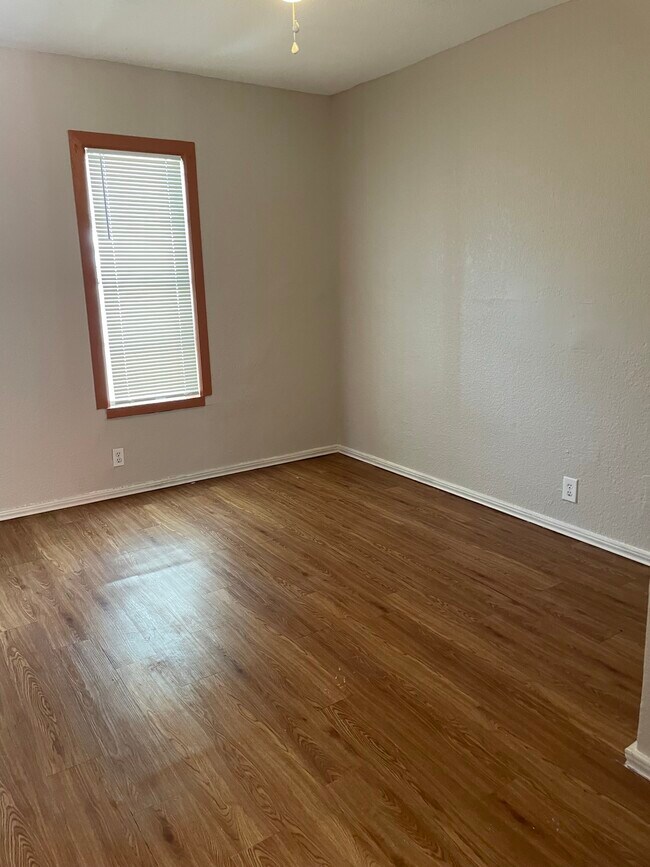 Bedroom 1 - 1016 Sunglo Dr