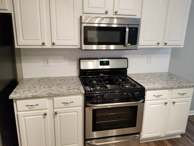 Building Photo - 2720 Dacula Cove Cir