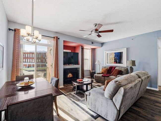 Building Photo - Bright & Spacious 2BR/2BA Condo with Covered Parking Near Train Station