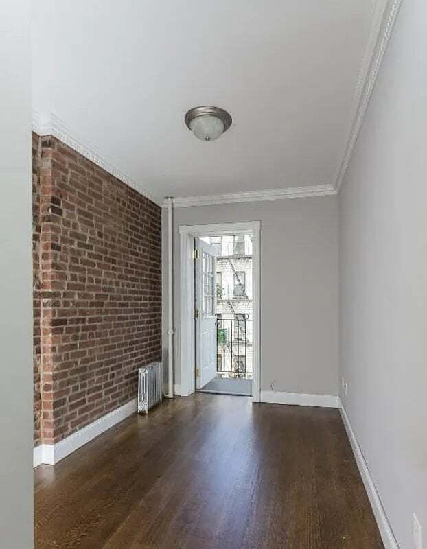 Building Photo - 437 W 53rd St