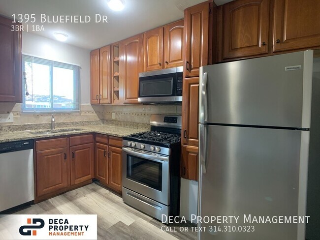 Building Photo - 3 Bedroom House