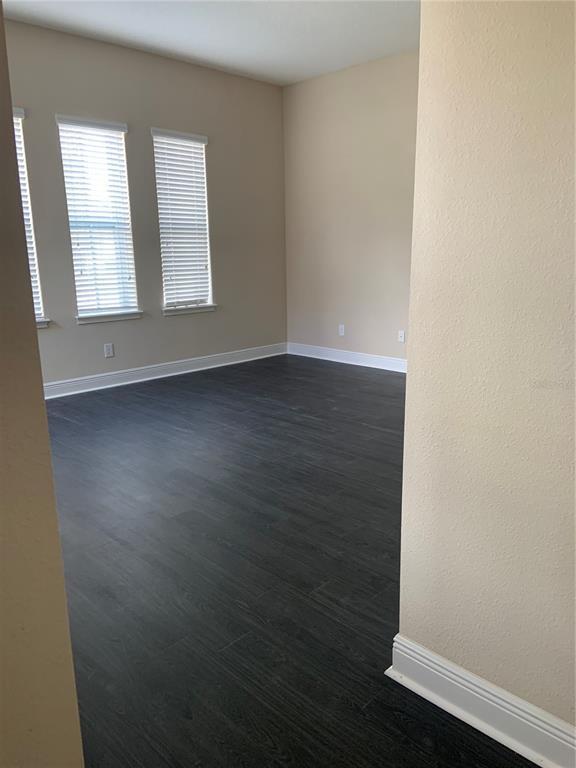 Foto del edificio - 8706 Tavistock Lakes Blvd