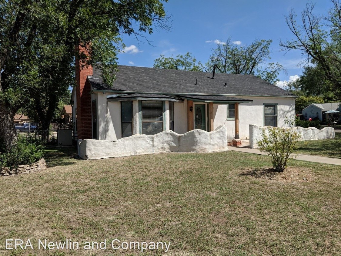 Primary Photo - 5 br, 2 bath House - 1428 S Van Buren