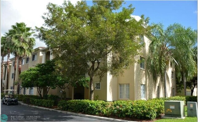 Foto del edificio - 2548 Centergate Dr