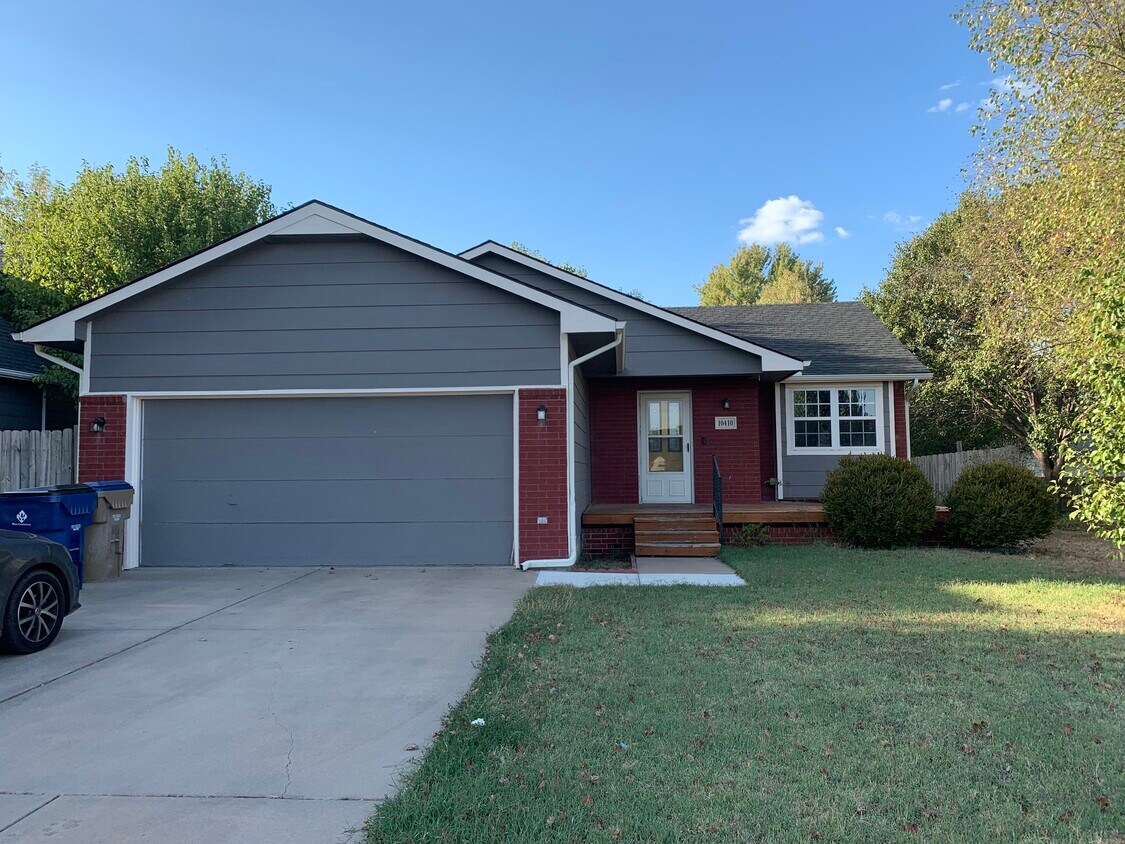 10410 E Bluestem St, Wichita, KS 67207 House Rental in Wichita, KS