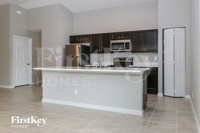 Foto del edificio - 2661 SW Eastman St
