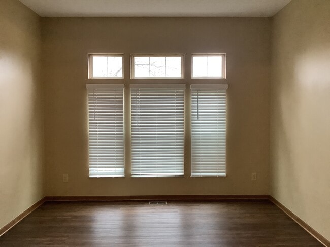 Building Photo - 4391 Deveron Court