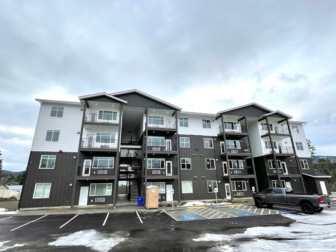 3905 South Dishman Mica Road, Unit 403 Apartment for Rent in Spokane