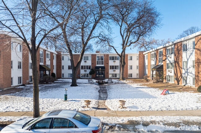 Building Photo - Lake Harriet Commons