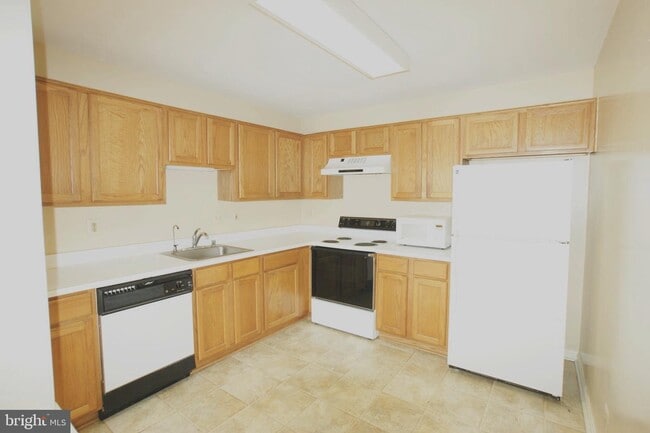 Building Photo - 11188 Rienzi Pl