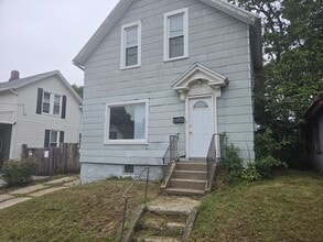 Building Photo - 2015 Myrtle St