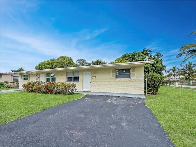 Foto del edificio - 1725 NW 54th Terrace