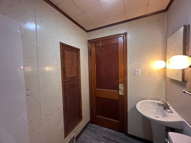 Foto del edificio - 1222 Clarence-